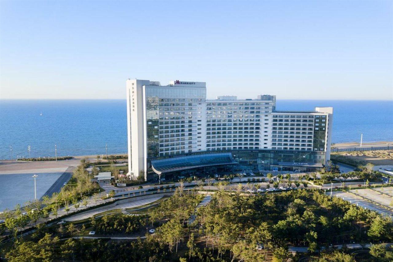 Yantai Marriott Hotel Exterior foto